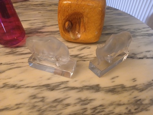 Lalique paire taureaux - de,